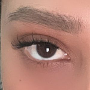 Meet your Posher, Danna flavia